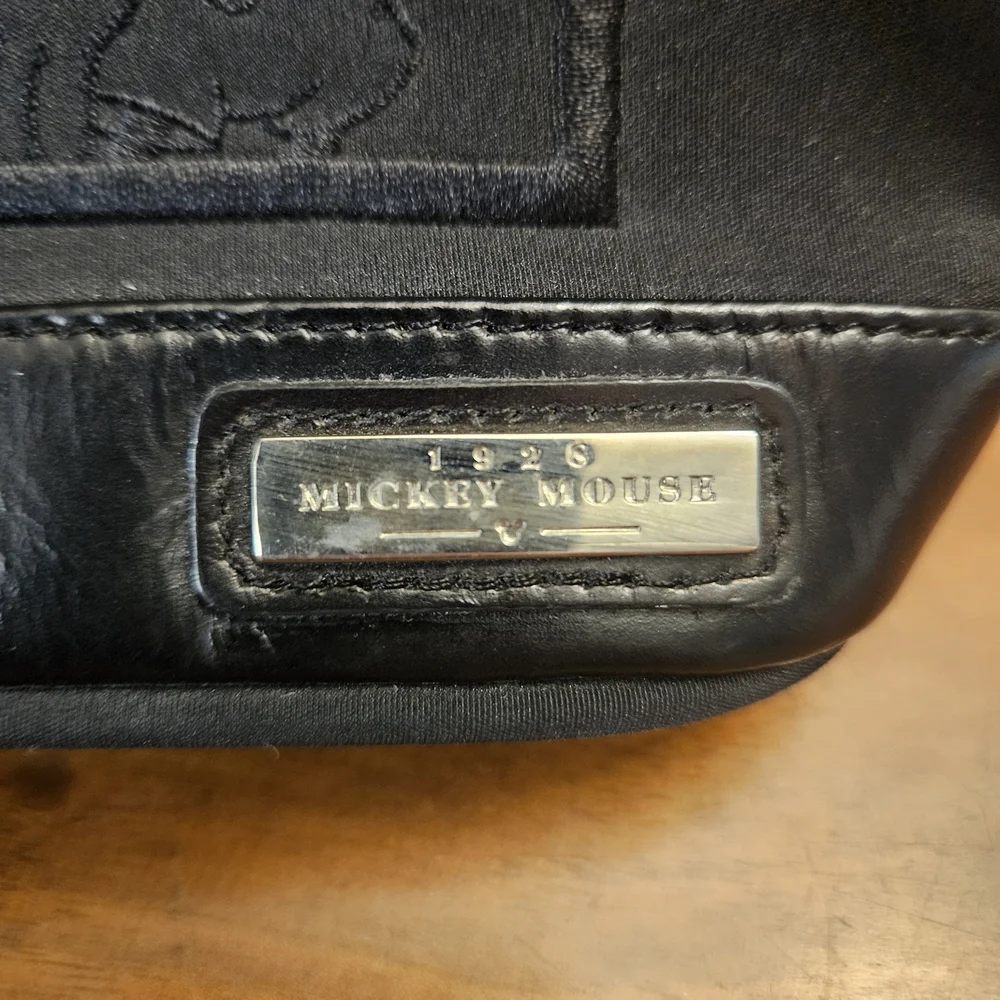 Disney Mickey Mouse 1928 America's‎ Classic Mouse Leather Trimmed Toiletry Bag